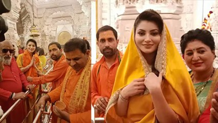 Urvashi Rautela Visits Ayodhya Ram Mandir Before Film JNU Release, Photo Viral...