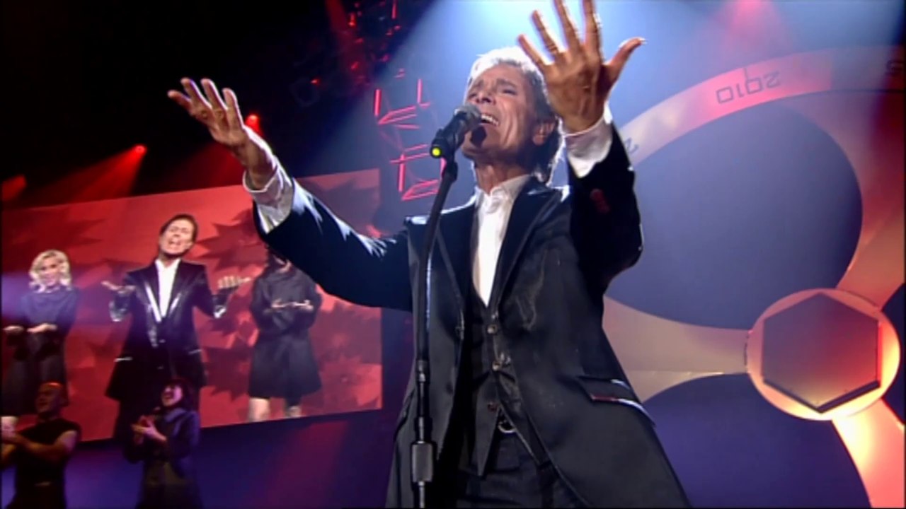 DADDY'S HOME by Cliff Richard - live performance 2008 - HD + lyrics