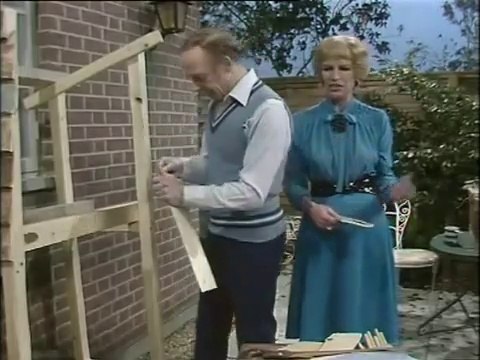 George And Mildred S5/E6. 'Fishy Business' Yootha joyce • Brian Murphy