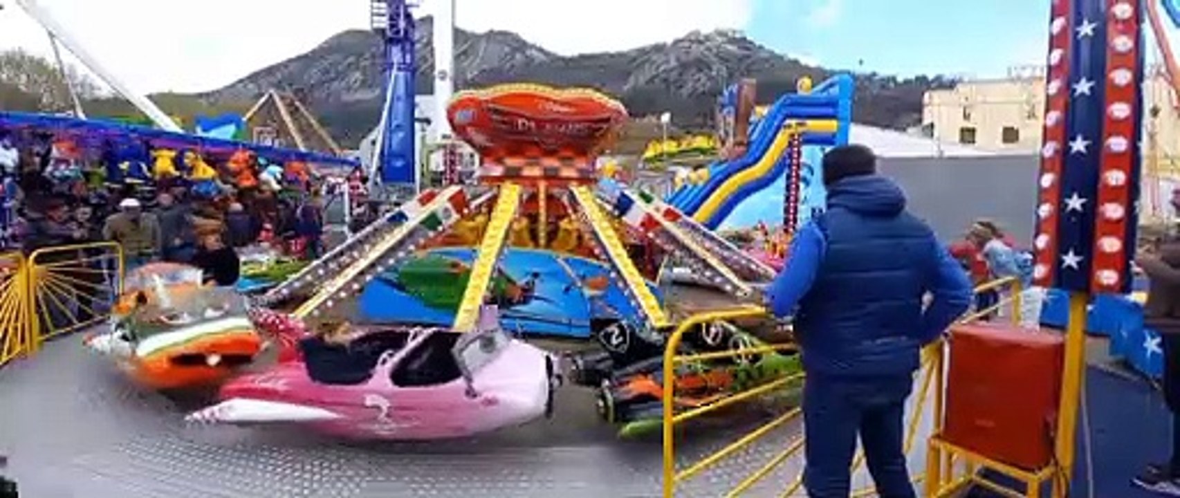 Foire des RAMEAUX   Foire de GRENOBLE 2023   #grenoble  #manege #france  #foire #animation  (34)