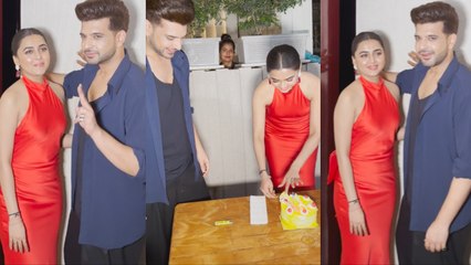 Tejasswi Prakash Birthday Cake Cutting with with Partner Karan Kundrra at Bandra