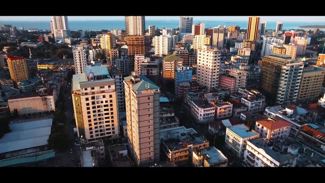 Rainey Storms Bande-annonce (EN)