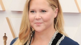 Amy Schumer accuses other celebrities of lying about their weight-loss journeys