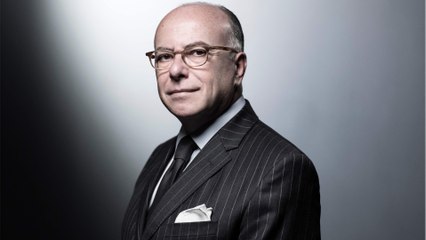 GALA VIDEO - Bernard Cazeneuve : qui est sa compagne Véronique, mère de ses deux enfants ?