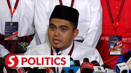 Video herunterladen: Umno Youth chief: We're not forcing DAP to apologise