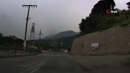 YILDIRIMIN DÜŞME ANI BÖYLE KAYDEDİLDİ!