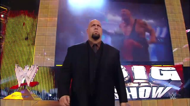 Shaq guest hosts Monday Night Raw Raw