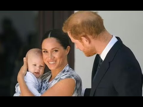 Il principe Harry e Meghan Markle rivelano il dolce regalo che il principe Archie ha ricevuto per