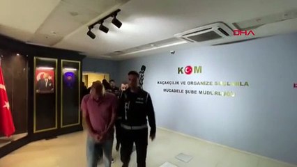 Opération au réseau qui a volé des véhicules avec de faux documents à Bursa： 5 arrestations