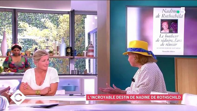 Nadine de Rothschild était l'invitée d'Anne-Elisabeth Lemoine dans C à vous, et n'a pas hésité a critiqué la vie de couple de l'animatrice en direct sur France 5.