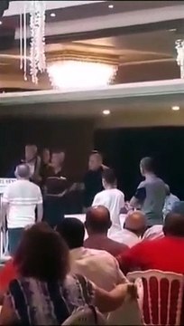 Zeydan Karalar, la cible des allégations de ＂Slap＂, a partagé une nouvelle image : je n'ai pas à supprimer les calomnies, soyez honnête