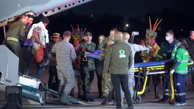 Crianças encontradas vivas já estão em Bogotá