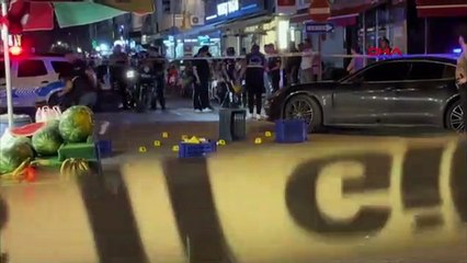 İzmir'de silahlı kavga: Polis memuru yaralandı