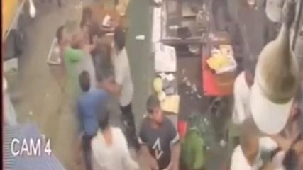 हापुड़: रेस्टोरेंट में युवकों का तांडव, तोड़फोड़ कर संचालक को बेरहमी से धुना