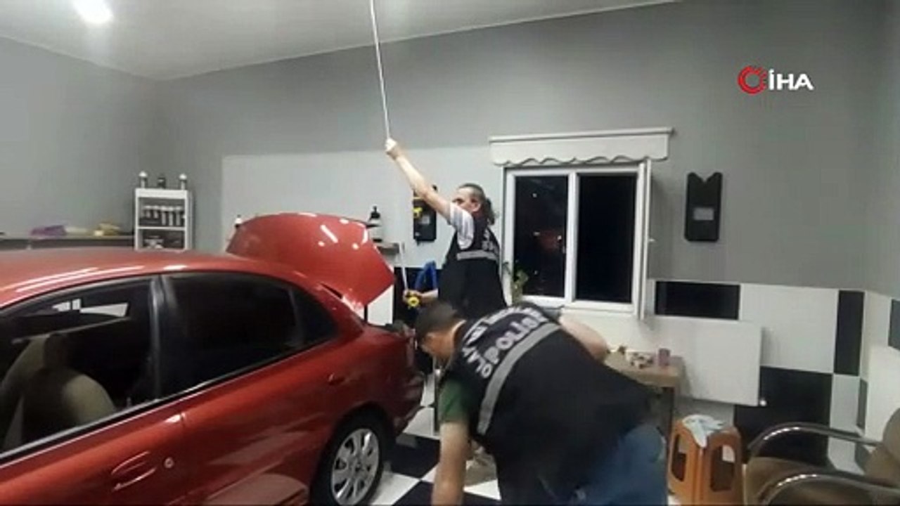 Araca yorgun mermi isabet etti