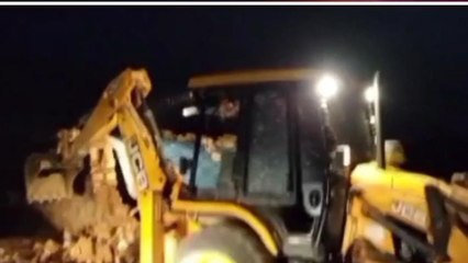 चित्रकूट: सरकारी जमीन से अवैध अतिक्रमण को प्रशासन ने हटवाया, जानें कब से था कब्जा