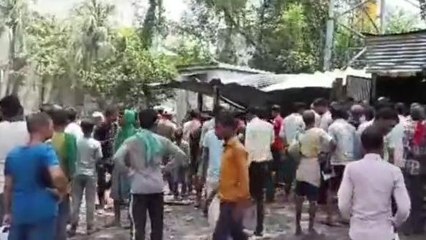 सुपौल: दुकान में अचानक लगी भीषण आग, 2 कार जलकर राख