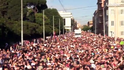 Diritti, Paola e Chiara: "Politica faccia si' che ci sia una vita inclusiva e uguale per tutti"