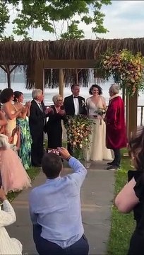 Geçtiğimiz ay nikah masasına oturan Dağhan Külegeç ile Tuğba Aytaş düğün yaptı