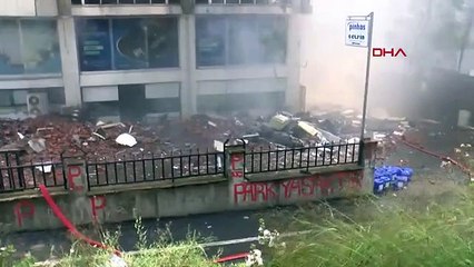 Un incendie se déclare dans la zone industrielle organisée de Başakşehir İkitelli