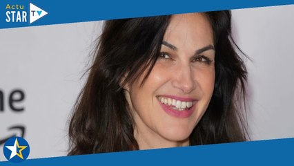 "Une piscine avec des hommes, cigare au bec..." : Helena Noguerra évoque ces "choses troubles" vécue