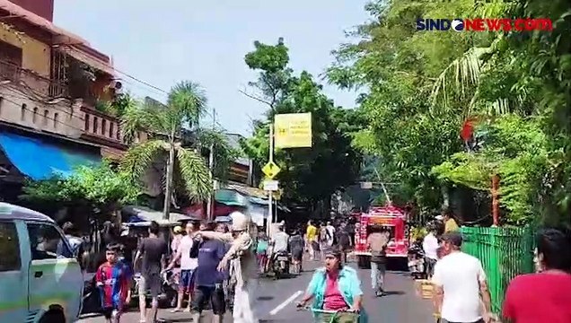Kebakaran Hebat di Pademangan, Jalur Kereta Api Tanjung Priok-Kemayoran Lumpuh