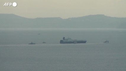 Cargo non dirottato, tre migranti denunciati solo per porto d'armi