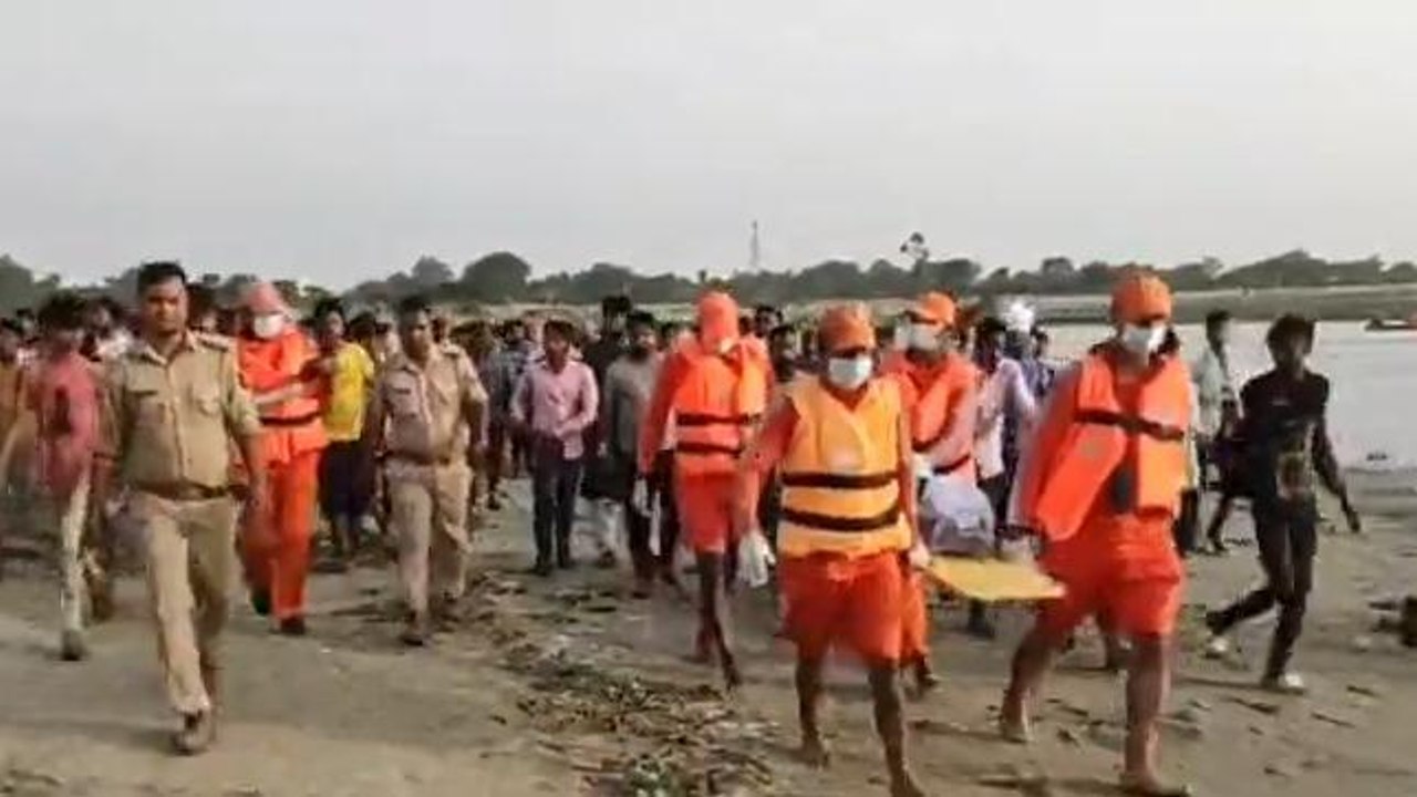 गोरखपुर: राप्ती नदी में डूबे 3 बच्चे , 1 शव बरामद, 2 की तलाश जारी