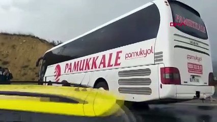 Antalya'da yağış nedeniyle otobüs kaza yaptı: 10 yaralı