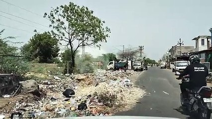 गैराज शाखा फेल: हड़ताल से सीवर की समस्याएं नहीं हो रही हल, कचरा भी नहीं उठ रहा