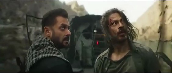 Ye tiger tujhhe bachayega #shahrukh #@salman Khan # action  ka reaction