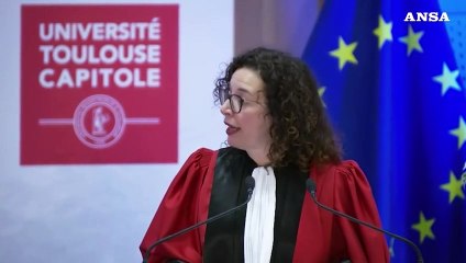 Tải video: Ue, per Ursula von der Leyen una laurea honoris causa