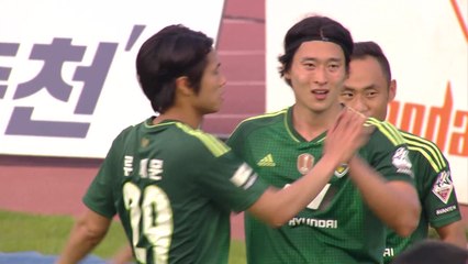 조규성 동점골 이어 역전골까지...전북, 강원FC에 역전승 / YTN