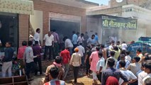 Arson in Barmer: फिर लगी आग, दमकल का रहा इंतजार, लाखों का सामान स्वाह