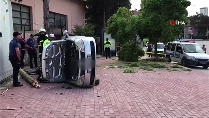 Ehliyetsiz sürücü otomobiliyle takla attı: 4 yaralı