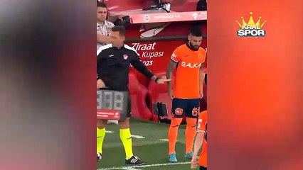 Oyundan çıkan Caner Erkin formasını attı!