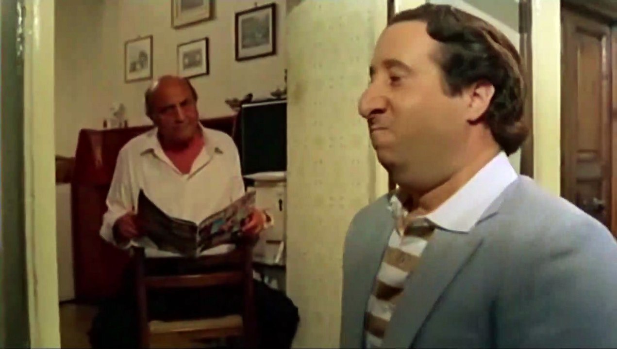 Alvaro Vitali - Dicaaaaa...e allora non dica, tanto se dice o non dice a me me ne frega proprio niente - scene comiche da ridere dal film cult Il tifoso l arbitro e il calciatore 1983 Pierino