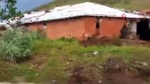 Inondation à Kırıkkale： Les lourds moutons dont les murs ont été détruits ont été inondés