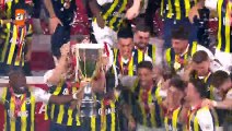 Fenerbahçe Ali Koç döneminde futbolda ilk kez kupa kazandı