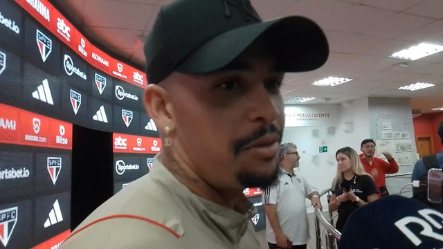 Luciano dá apoio a Arboleda e evita falar de arbitragem após derrota no Choque-Rei