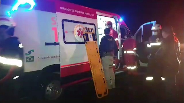 Quatro pessoas ficam feridas em colisão frontal na rodovia BR-163