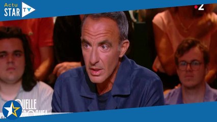 “Je me suis fait très mal” : Nikos Aliagas revient sur sa chute spectaculaire à la Star Academy