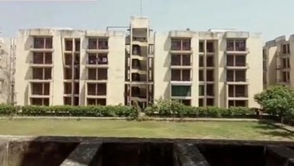 अखिलेश ने बसाई बस्ती, योगी के अधिकारियों ने छोड़ा &#039;भगवान भरोसे&#039;