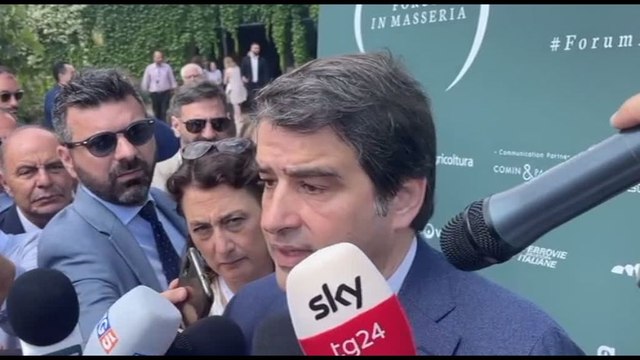 Pnrr, Fitto: Strategia chiara, fare velocemente non in fretta