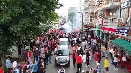 Pendikspor, Süper Lig'e yükselişini coşkuyla kutladı