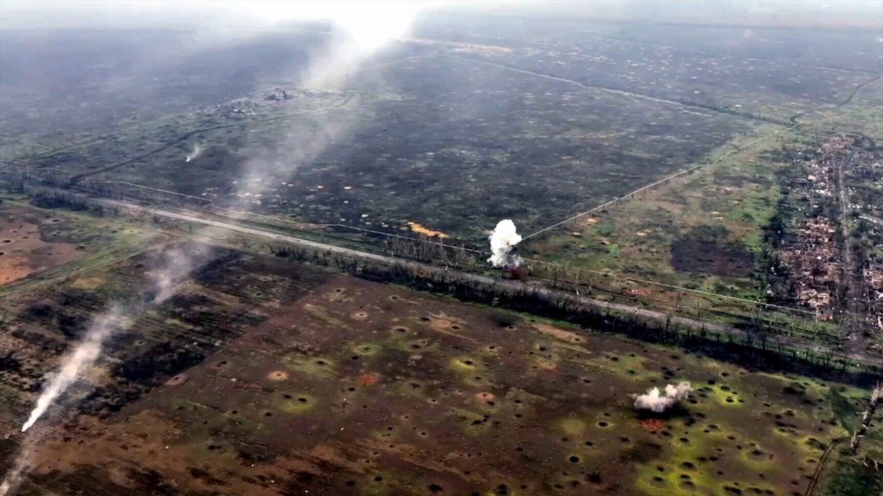 Ukraine verliert bei Angriff seltene Spezialfahrzeuge