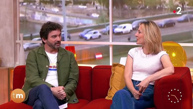 Julia Vignali émue pour sa dernière émission avec Jean-Baptiste Marteau dans Télématin sur France 2