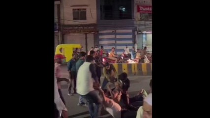 Video: स्वच्छता के नाम पर निगमकर्मियों की गुंडागर्दी, मारपीट का वीडियो हुआ वायरल