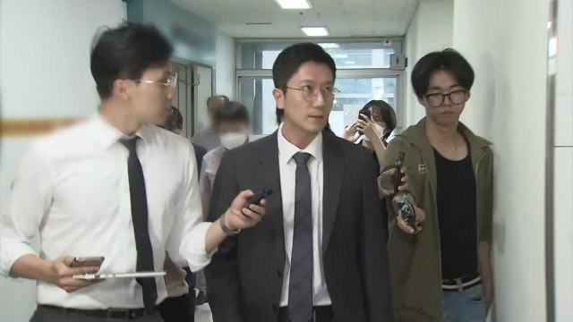 '민주당 돈봉투' 경선 컨설팅 업체 압수수색... 먹사연 자금 유입 정황 / YTN
