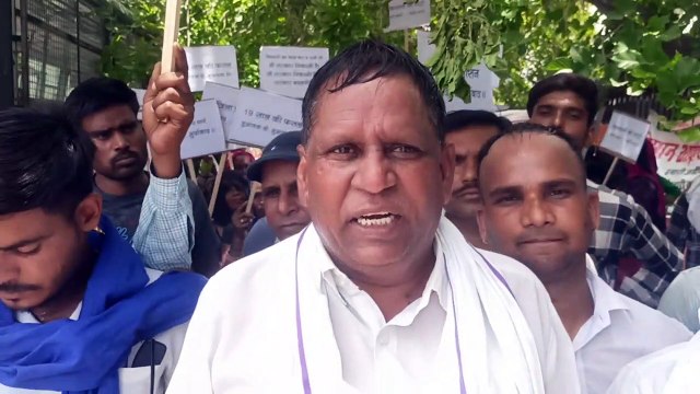 14 साल से इंतजार...अब किसानों का फूटा गुस्सा